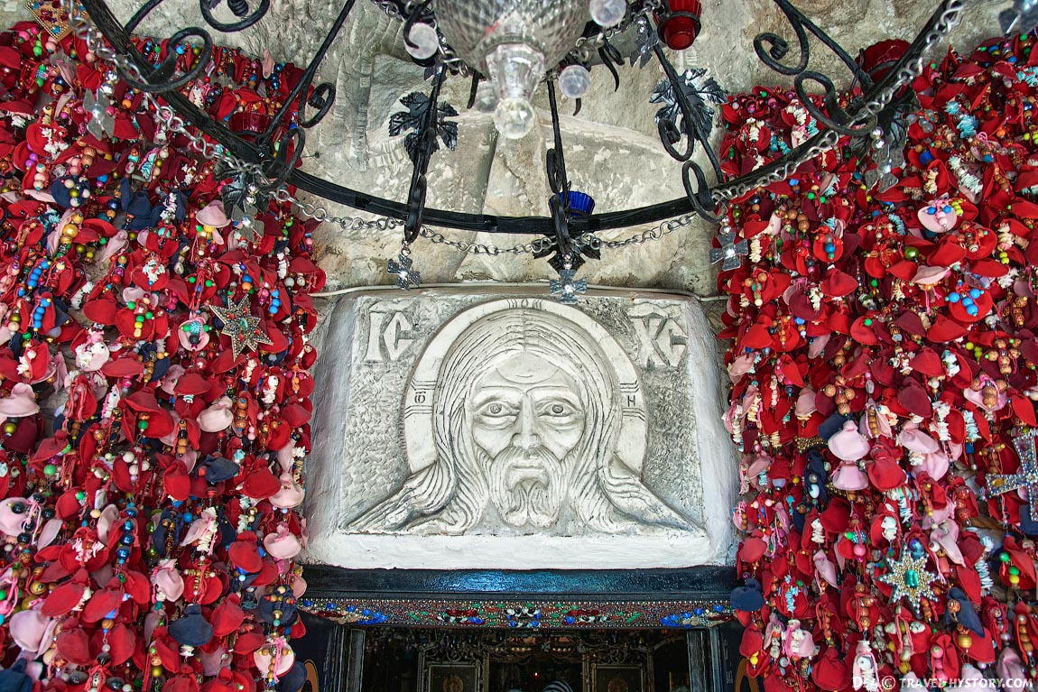 Бисерный храм в Крыму
