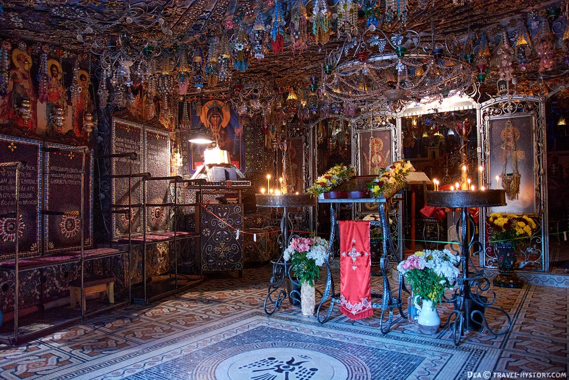 Бисерный храм в Крыму