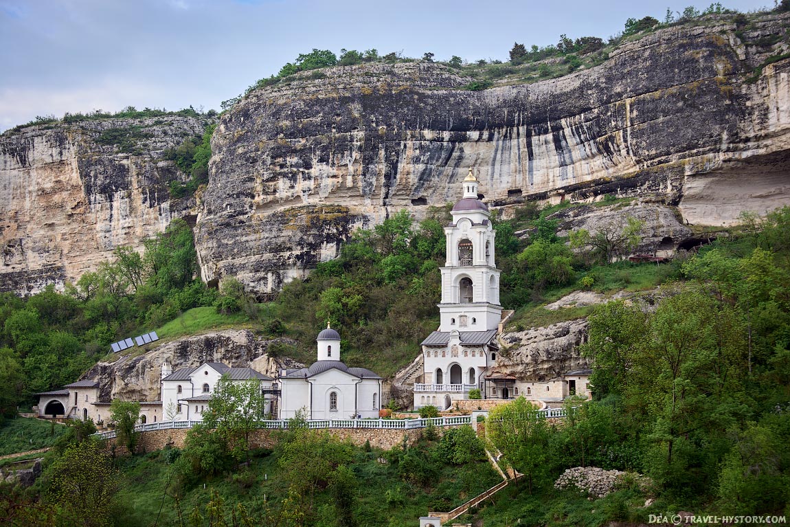Бахчисарайский Свято-Успенский монастырь в Крыму
